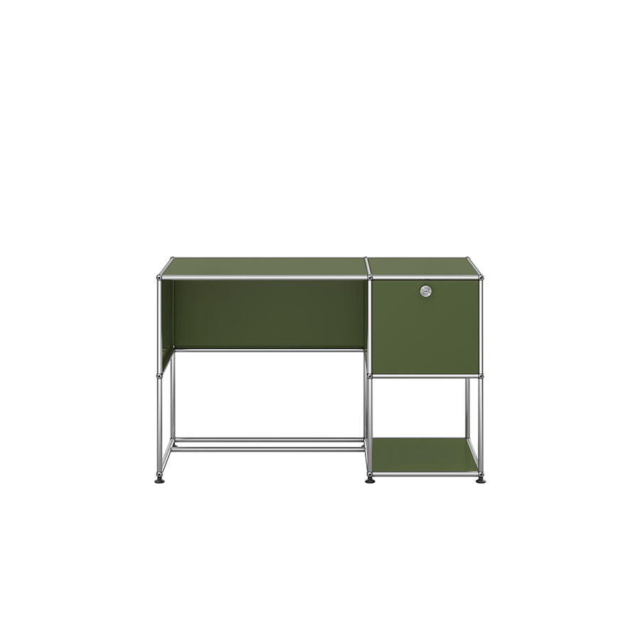 USM Haller desk